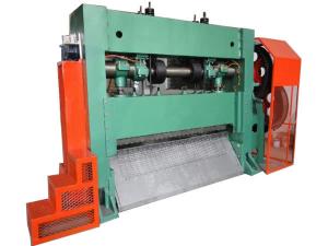 Máquina para producão de malha de metal expandida<